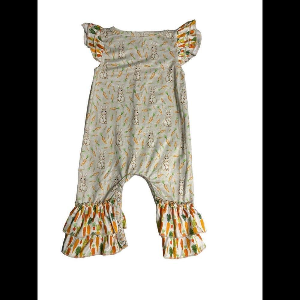 clover cottage Romper - Picture 2 of 3
